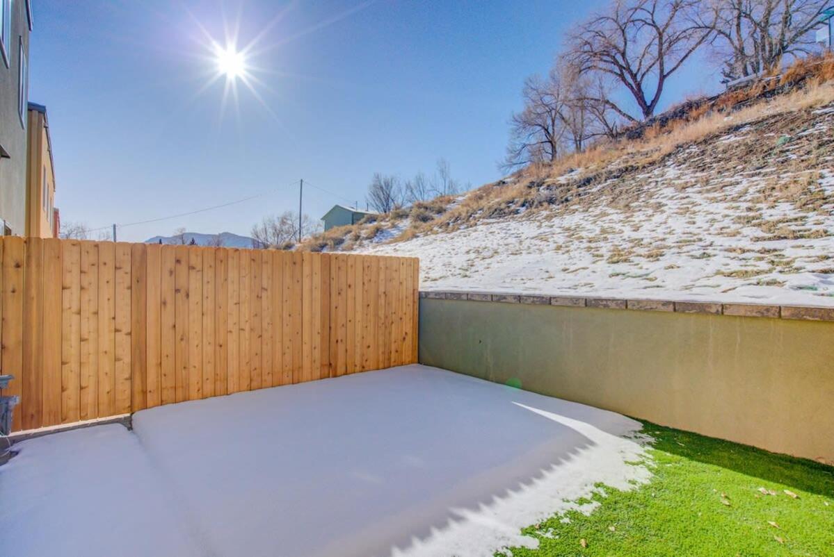 4Bd Home W Rooftop Patio Fire Pit & Mountain Views Colorado Springs Exterior foto